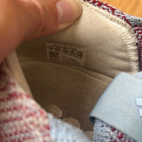 adidas Ultraboost 19 Size 7 Glow Blue/Shock Pink/Active Maroon Running Shoes - Picture 2 of 7